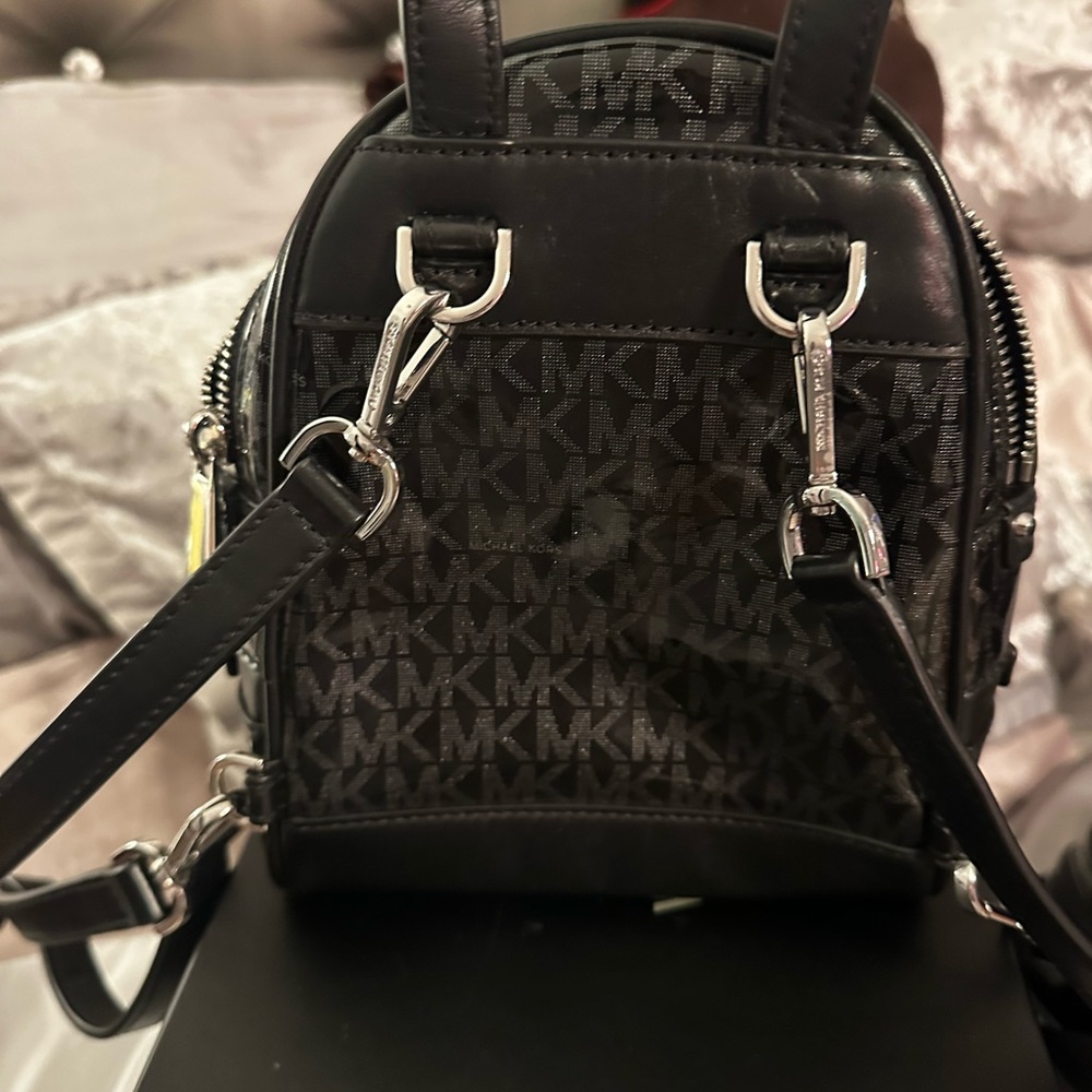 Michael Kors Black Interior Backpack - Picture 2 of 6